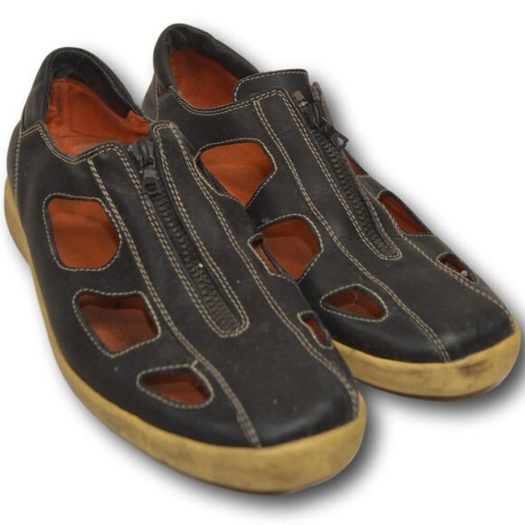 Bruno Magli Sport Navy Blue Leather Fisherman Shoes Size: 44.5 / 12 main image 4